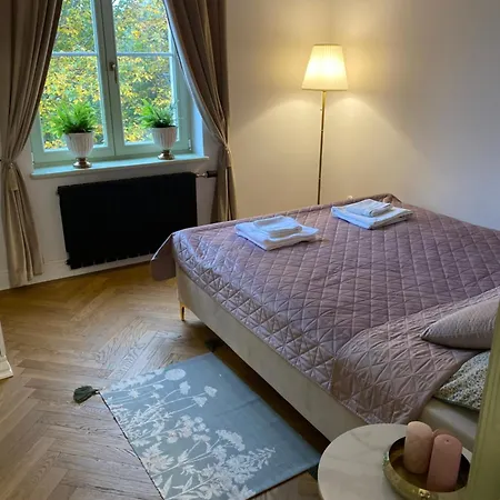 Apartament Mała Secesja - Dla Wyjątkowych Gości, Niż - 120 Lat Historii, Komfort, Prywatność Olsztyn (Warmian-Masurian)